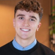 Male Professional, Oliver, seeking flatmate in Balham 