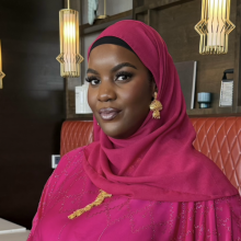 Female Professional, Nabiira, seeking flatmate in Birmingham 