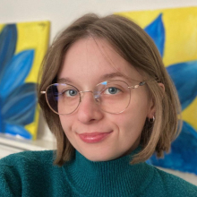 Female Professional, Gosia, seeking flatmate in West London 