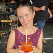 Female Student, Ashling, seeking flatmate in Tower Hamlets 