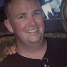  Professional, Donal, seeking flatmate 