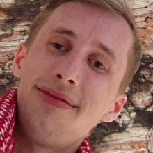 Male Professional, Seb, seeking flatmate in Angel 