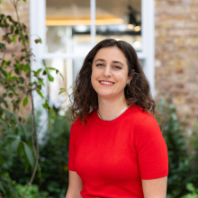 Female Professional, Abigail , seeking flatmate in Camden 