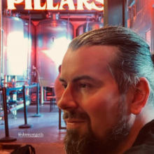 Male Professional, Ryan, seeking flatmate in Greenwich Peninsula 