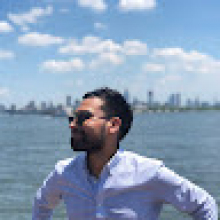  Professional, Alvaro, seeking flatmate in Greater Manchester 