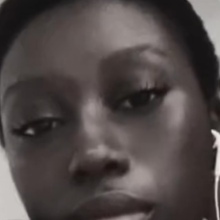 Female Professional, Naima, seeking flatmate in London 