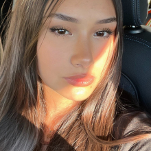  Professional, Raluca, seeking flatmate in East London 