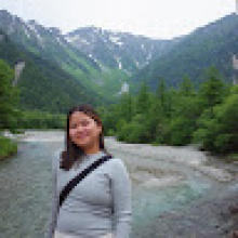  Student, Callie, seeking flatmate in West London 