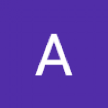  Professional, Andrea, seeking flatmate in Chiswick 