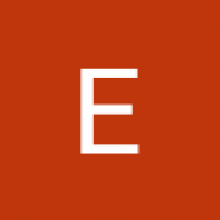  Professional, Elly, seeking flatmate 