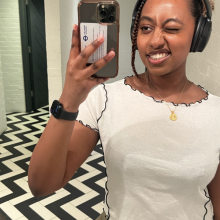  Professional, Stacey, seeking flatmate in Croydon 