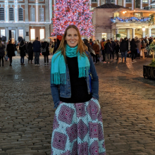 Female Professional, Emily, seeking flatmate in South London 