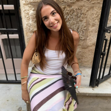 Female Professional, Anna, seeking flatmate in Clapham 