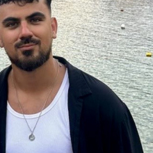  Professional, Hernan, seeking flatmate in North London 