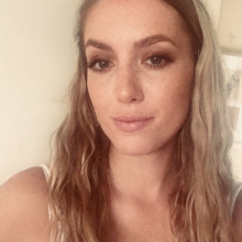 Female Professional, Sophia, seeking flatmate in London, United Kingdom 