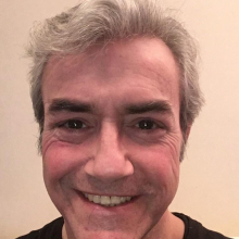 Male Professional, Jason, seeking flatmate in London 