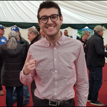 Male Student, Anthony, seeking flatmate in Clapham 