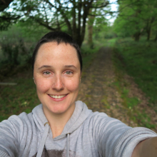 Female Professional, Laura, seeking flatmate in Worthing 
