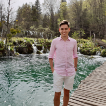 Male Professional, Geoffrey, seeking flatmate in Finsbury Park 