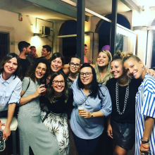Female Professional, Elena, seeking flatmate in Finsbury Park 