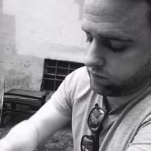 Male Professional, GeorgeO'Malley, seeking flatmate in East London 