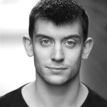 Male Professional, MichaelTantrum, seeking flatmate in North London 