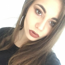 Female Student, Carla , seeking flatmate 