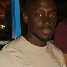 Male Professional, Sydney, seeking flatmate in Hatfield 