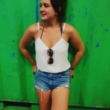 Female Professional, Stephanie, seeking flatmate in Bermondsey 