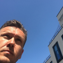 Male Professional, Garry, seeking flatmate in Cm1  