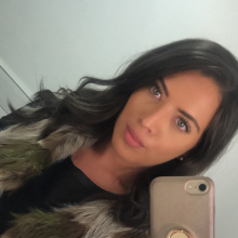 Female Professional, Amber, seeking flatmate 