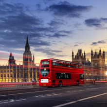 Male Professional, Francesco, seeking flatmate in Greenwich 