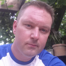 Male Professional, Mark, seeking flatmate 