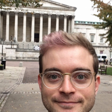 Male Student, Noah, seeking flatmate in Camden 