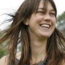 Female Professional, Geraldine, seeking flatmate 