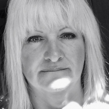 Female Other, Sue, seeking flatmate 