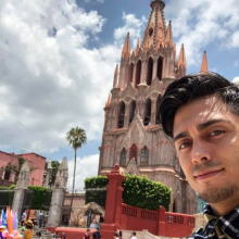 Male Professional, Baz, seeking flatmate in London 
