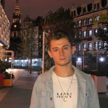 Male Professional, Lyle, seeking flatmate in Camden 