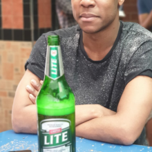 Male Student, Tariro mpofu, seeking flatmate in Glasgow 