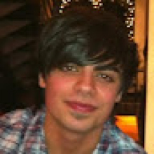 Male Professional, George, seeking flatmate in London 
