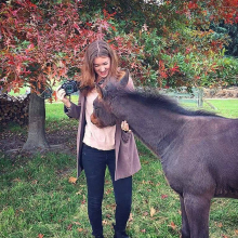 Female Professional, Kate, seeking flatmate in Clapham 