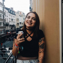Female Other, Michelle, seeking flatmate in London 