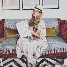Female Professional, Zoe, seeking flatmate in East London 
