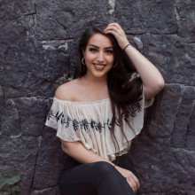 Female Student, Chloé, seeking flatmate in London 