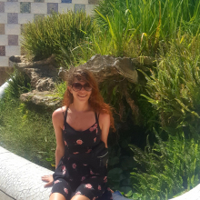 Female Professional, Lauren, seeking flatmate in Altrincham 