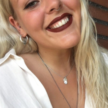 Female Student, Sara, seeking flatmate in London 