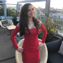 Female Professional, Laura, seeking flatmate in SW6 